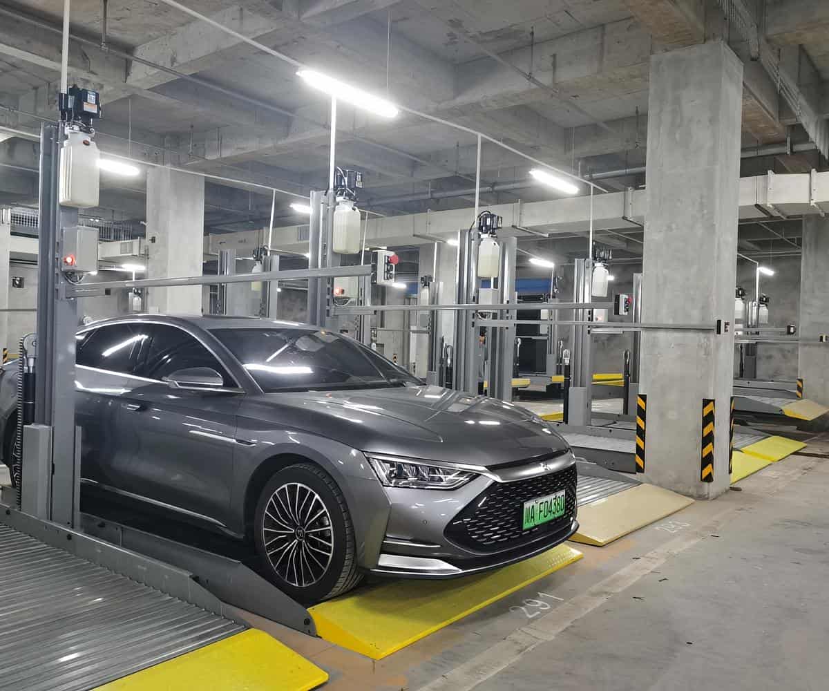 立体车库租赁新视角两柱式机械停车场调试全攻略